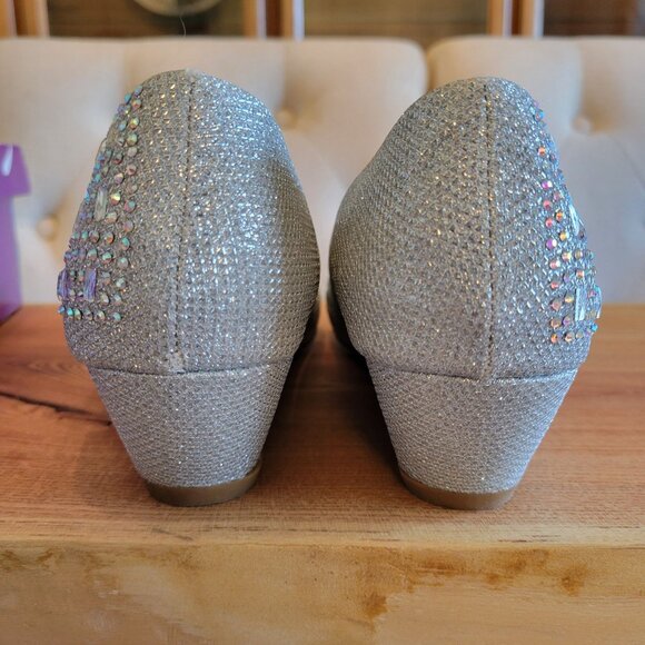 NIB Silver Rhinestone Peep-Toe Wedge Shoes Size 8.5 - Picture 6 of 7